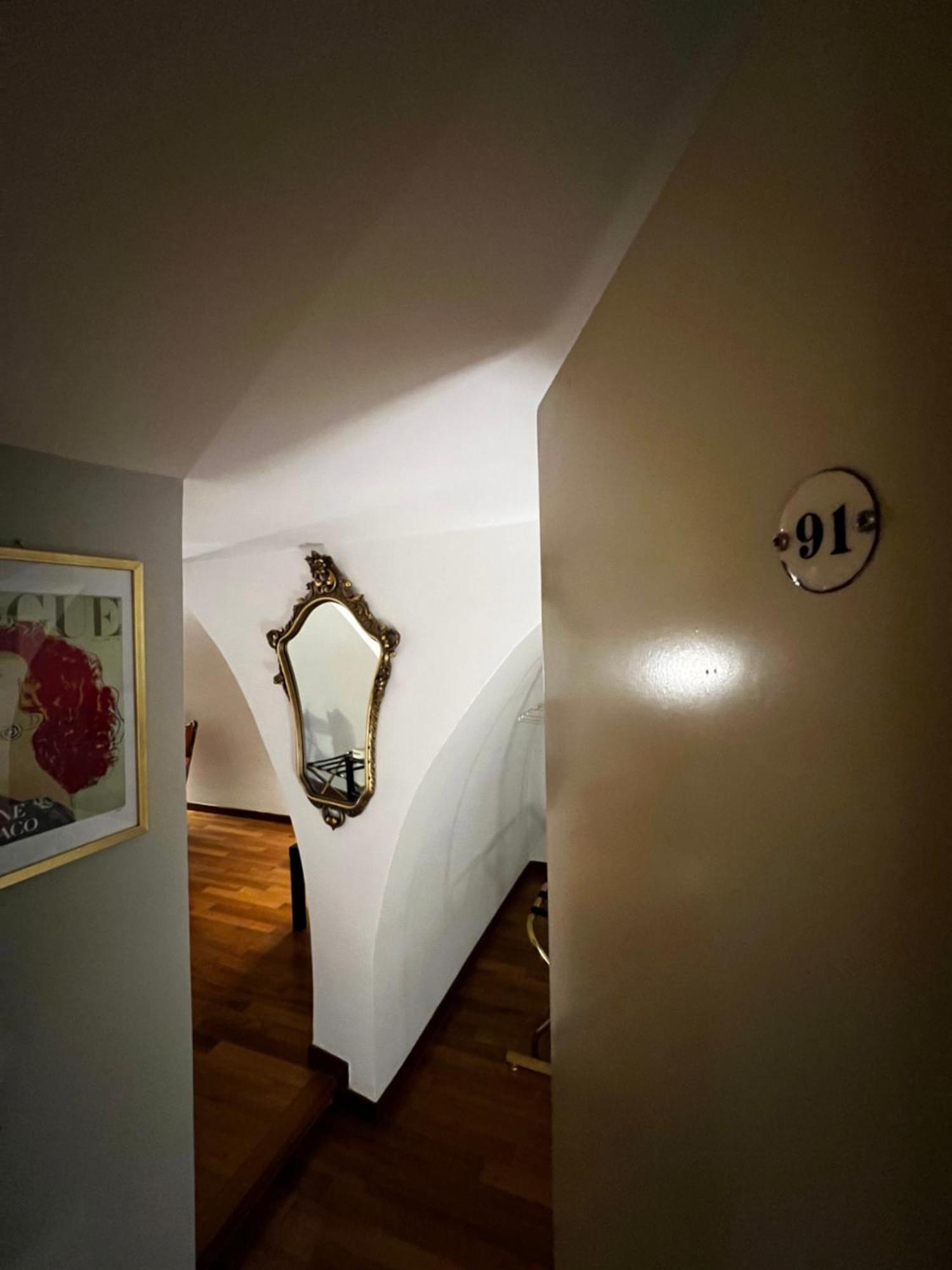 Calefati Gallery Luxury Apartment Bari Exterior photo